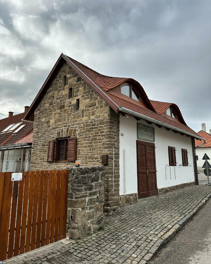 Piros Vendégház Tihany Exterior foto